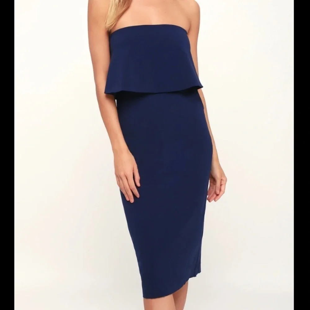 Lulu’s Lots of Love navy blue strapless dress - Picture 1 of 8